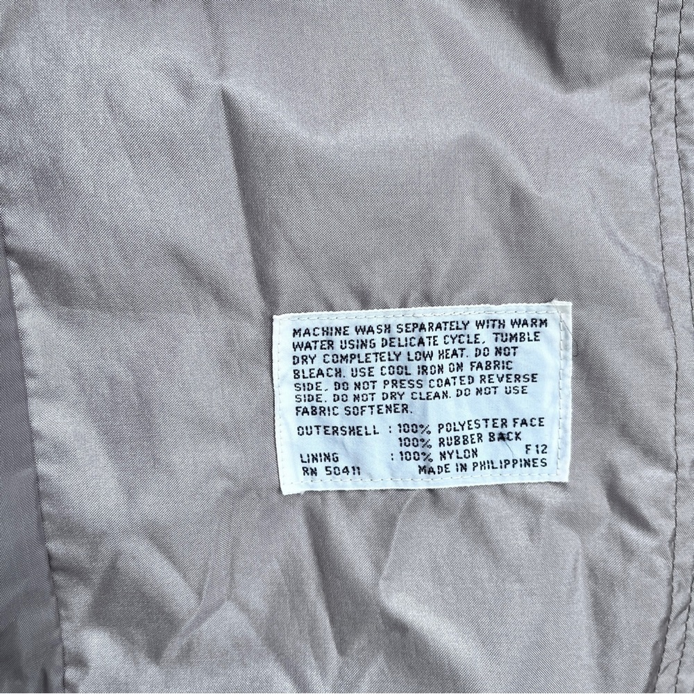 Vintage Minimalist Nylon Double Breasted Tan Trench Raincoat Size 6 - Picture 14 of 14